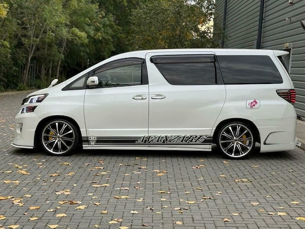 Used Toyota Vellfire 2013 for sale - 76163741: Photo 30