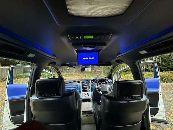 Used Toyota Vellfire 2013 for sale - 76163741: Photo 9