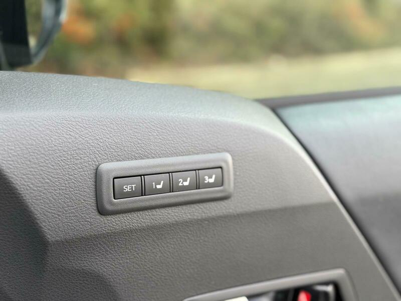 Used Toyota Alphard 2013 for sale - 77558360: Photo 29