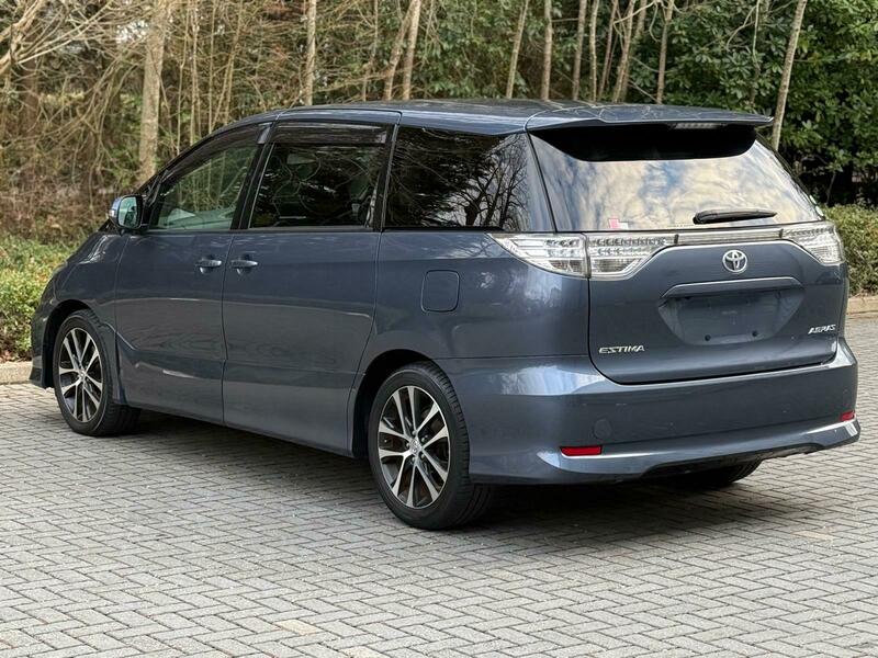 Used Toyota Estima 2014 for sale - 78045214: Photo 2