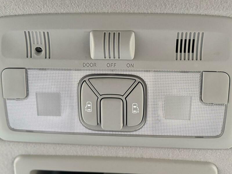 Used Toyota Estima 2014 for sale - 78045214: Photo 30