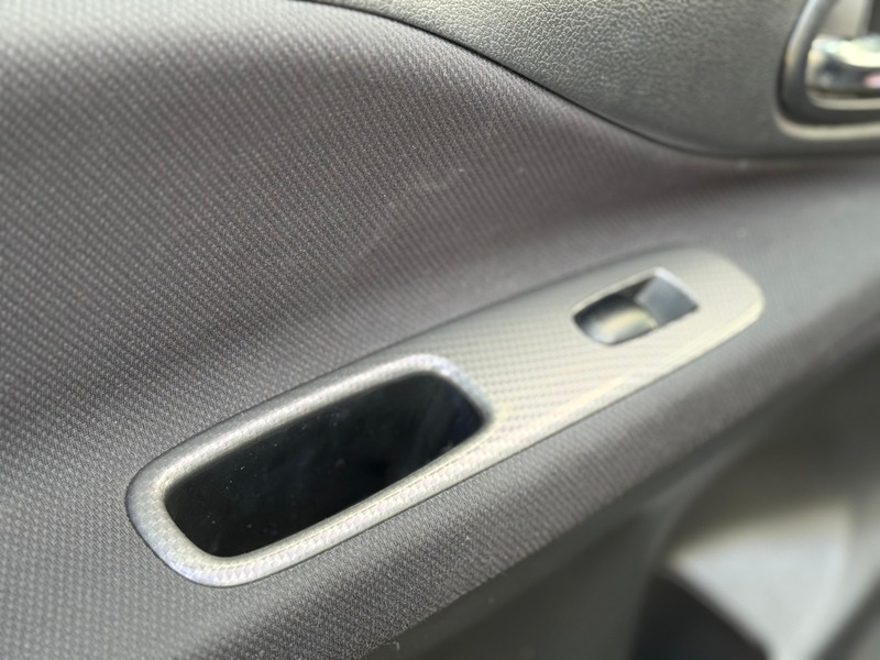 Used Nissan Serena 2015 for sale - 77241828: Photo 31