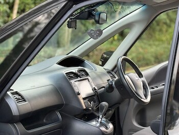 Used Nissan Serena 2015 for sale - 77241828: Photo