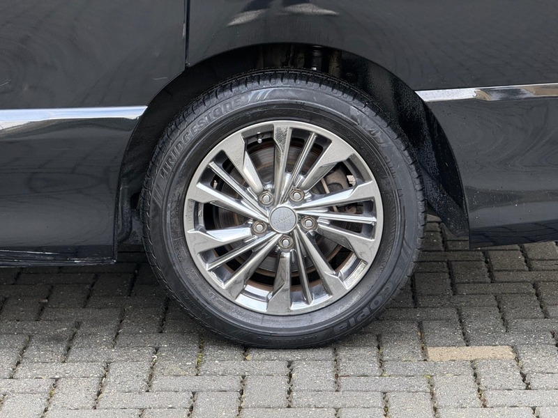 Used Nissan Serena 2015 for sale - 77241828: Photo 41