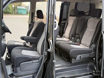 Used Nissan Serena 2015 for sale - 77241828: Photo