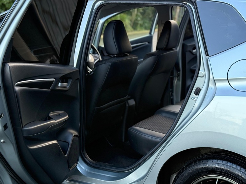 Used Honda Jazz 2016 for sale - 77632315: Photo 46