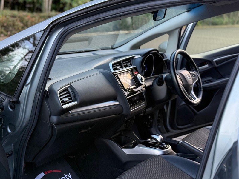 Used Honda Jazz 2016 for sale - 77632315: Photo 48