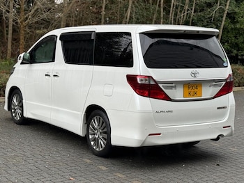 Used Toyota Vellfire 2014 for sale - 78542070: Photo