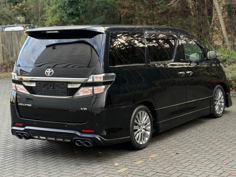 Used Toyota Vellfire 2013 for sale - 76941701: Photo 10