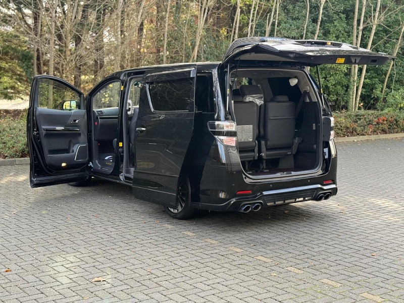 Used Toyota Vellfire 2013 for sale - 76941701: Photo 13