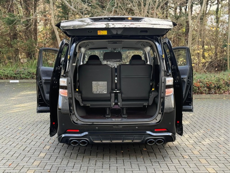 Used Toyota Vellfire 2013 for sale - 76941701: Photo 14