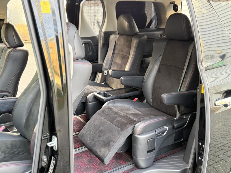 Used Toyota Vellfire 2013 for sale - 76941701: Photo 19