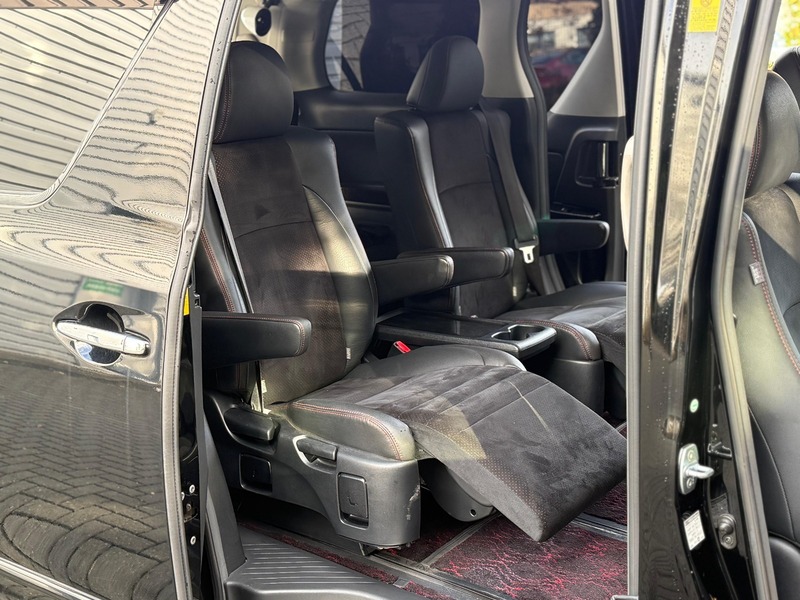 Used Toyota Vellfire 2013 for sale - 76941701: Photo 20