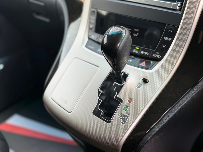 Used Toyota Vellfire 2013 for sale - 76941701: Photo 49