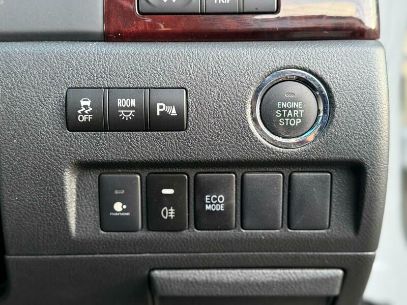 Used Toyota Vellfire 2013 for sale - 77342422: Photo 41