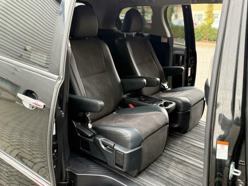 Used Toyota Estima 2016 for sale - 77906121: Photo 17