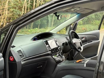 Used Toyota Estima 2016 for sale - 77906121: Photo