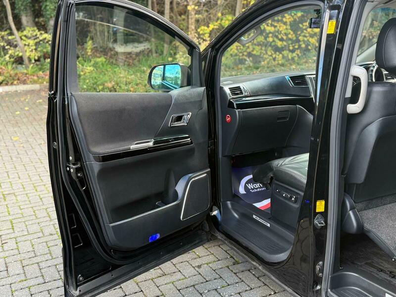 Used Toyota Alphard 2013 for sale - 76536328: Photo 41