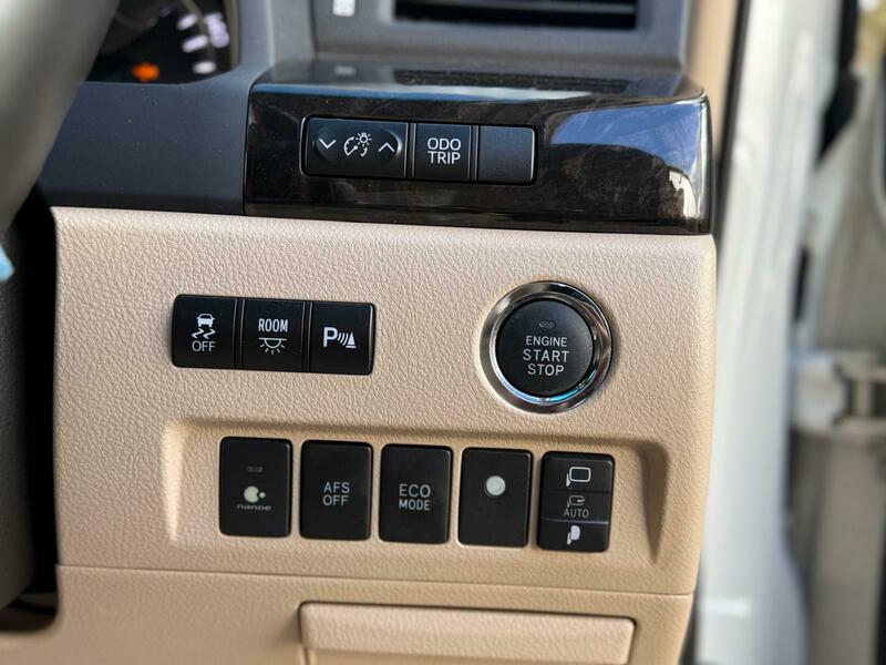 Used Toyota Vellfire 2014 for sale - 78213197: Photo 10