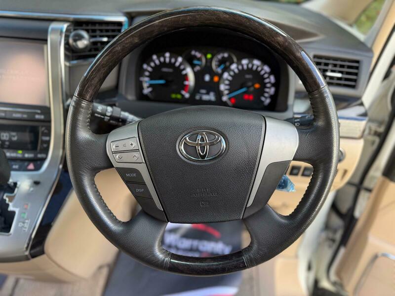 Used Toyota Vellfire 2014 for sale - 78213197: Photo 9