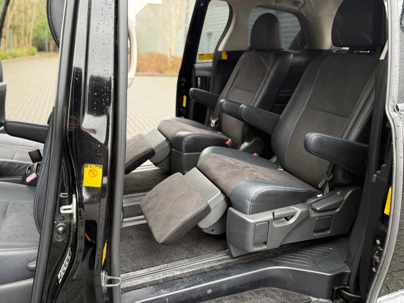 Used Toyota Estima for sale - 77547966: Photo 35