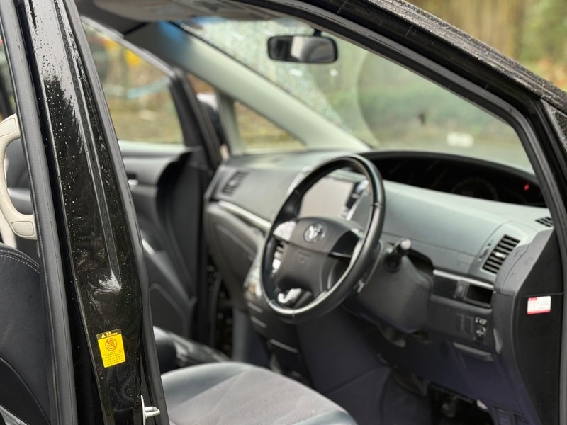 Used Toyota Estima for sale - 77547966: Photo 4