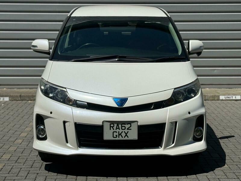 Used Toyota Estima 2012 for sale - 76264332: Photo 2