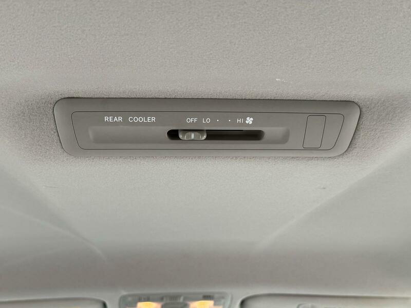 Used Toyota Estima 2012 for sale - 76264332: Photo 20