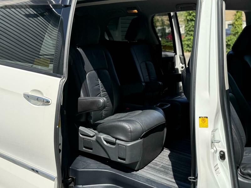 Used Toyota Estima 2012 for sale - 76264332: Photo 5