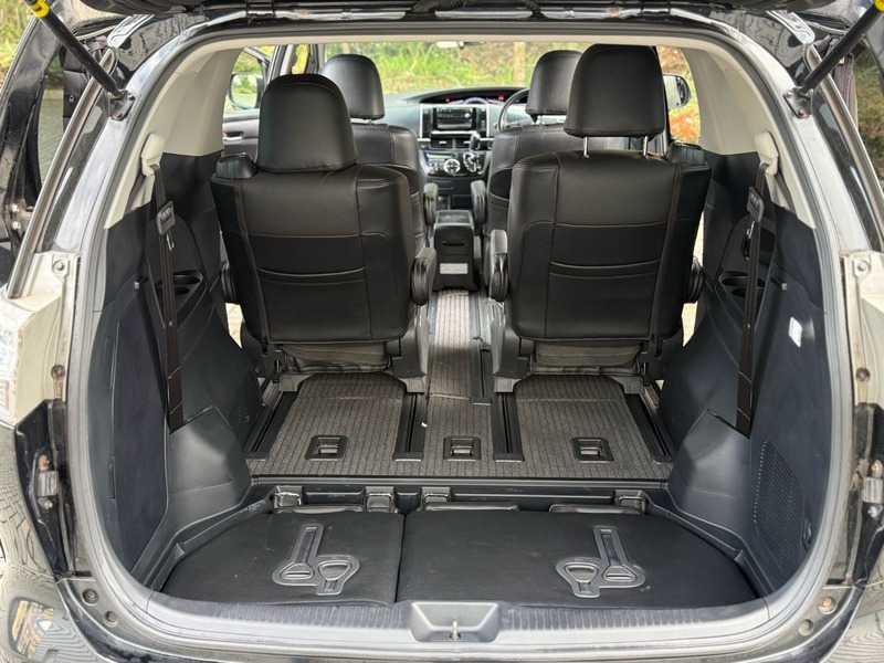 Used Toyota Estima 2013 for sale - 77319762: Photo 15