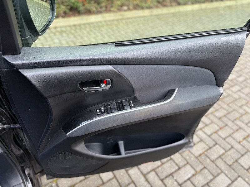 Used Toyota Estima 2013 for sale - 77319762: Photo 27