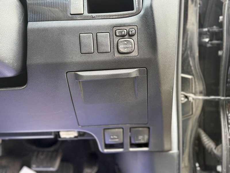 Used Toyota Estima 2013 for sale - 77319762: Photo 28