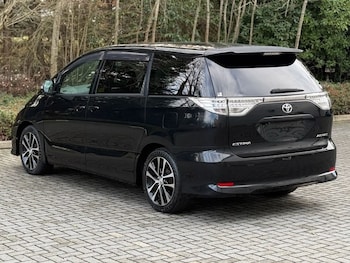 Used Toyota Estima 2013 for sale - 77319762: Photo