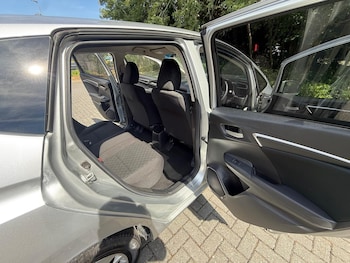 Used Honda Jazz 2015 for sale - 79107521: Photo