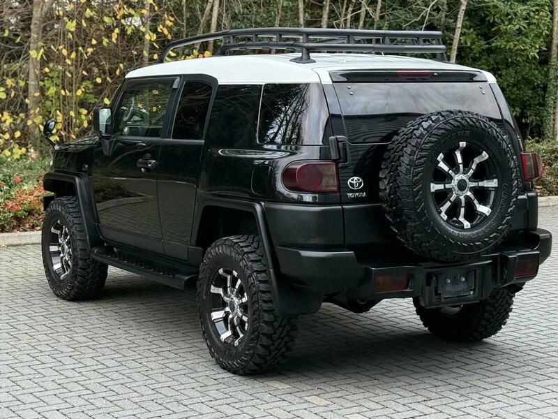 Used Toyota FJ Cruiser 2013 for sale - 76655588: Photo 2