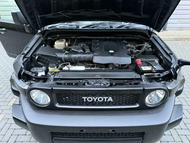 Used Toyota FJ Cruiser 2013 for sale - 76655588: Photo 31