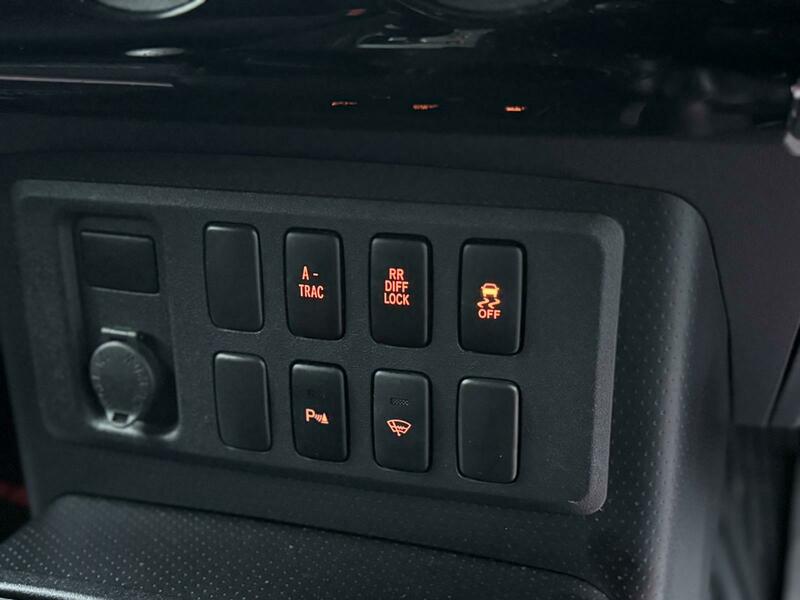 Used Toyota FJ Cruiser 2013 for sale - 76655588: Photo 8