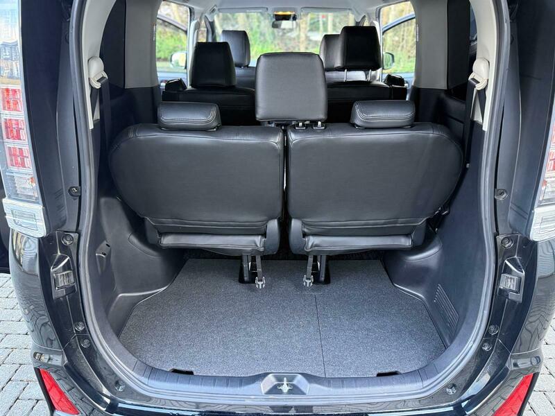 Used Toyota Voxy for sale - 77328841: Photo 20