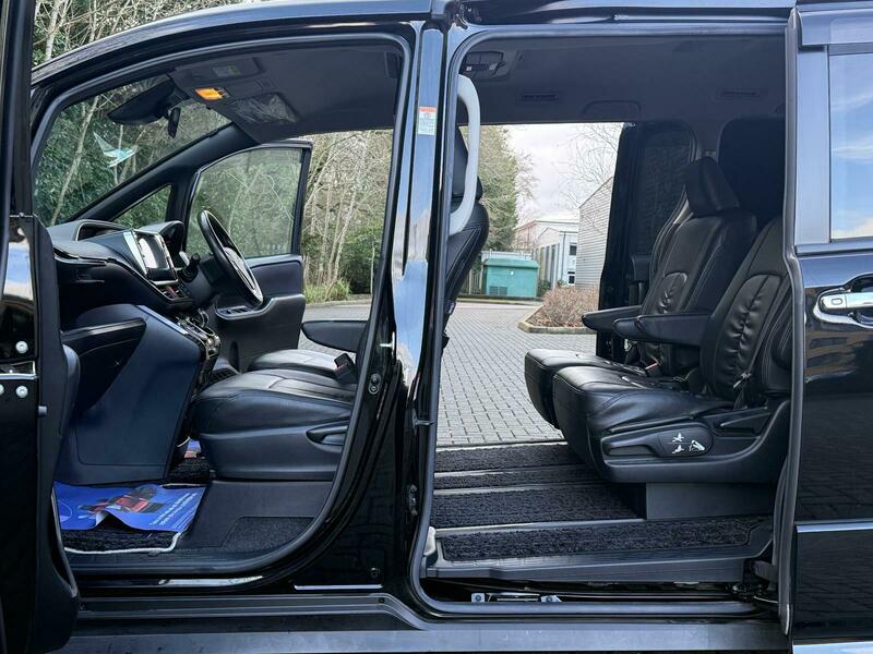 Used Toyota Voxy for sale - 77328841: Photo 35