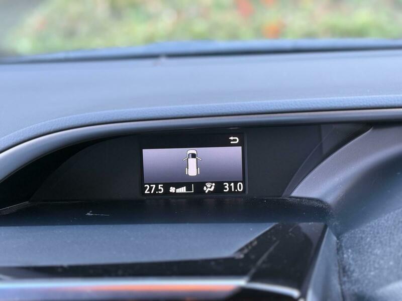 Used Toyota Voxy for sale - 77328841: Photo 42