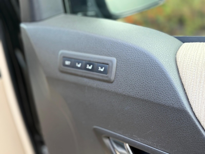 Used Toyota Alphard 2012 for sale - 77250995: Photo 39