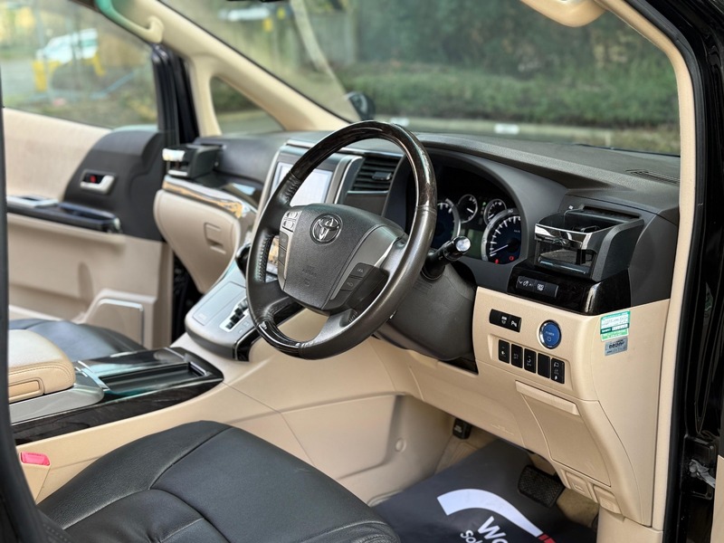 Used Toyota Alphard 2012 for sale - 77250995: Photo 4