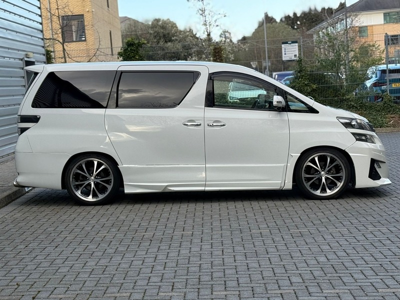 Used Toyota Vellfire 2014 for sale - 78201356: Photo 11