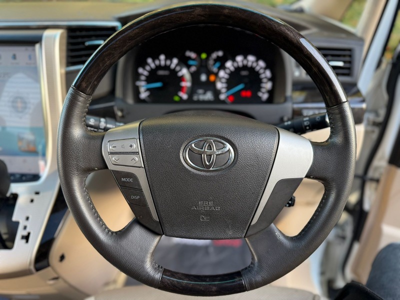 Used Toyota Vellfire 2014 for sale - 78201356: Photo 19