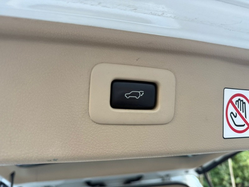 Used Toyota Vellfire 2014 for sale - 78201356: Photo 25