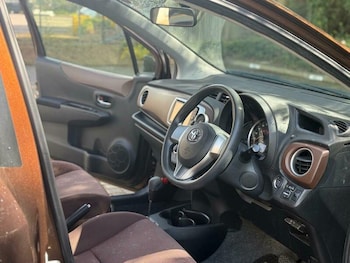 Used Toyota Yaris 2014 for sale - 78306368: Photo