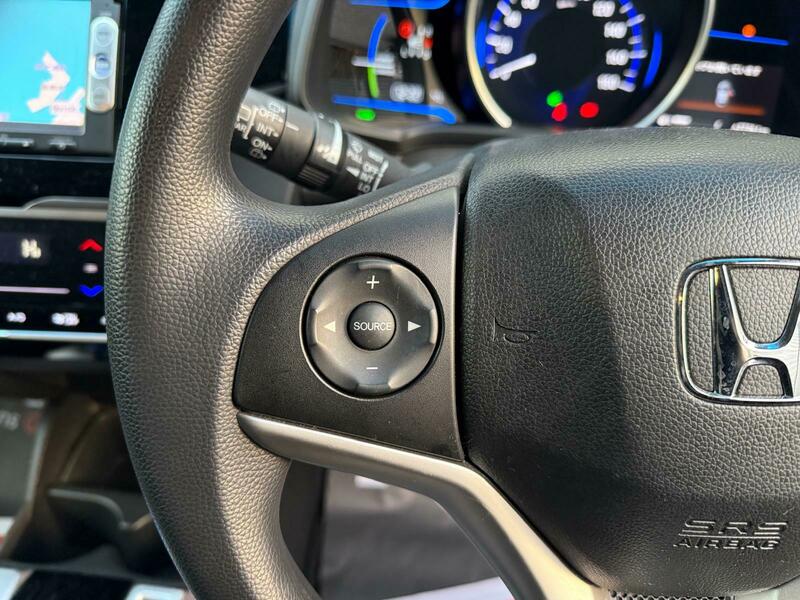 Used Honda Jazz 2014 for sale - 76665899: Photo 17