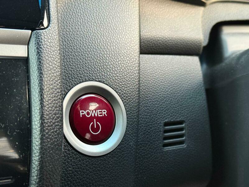 Used Honda Jazz 2014 for sale - 76665899: Photo 18