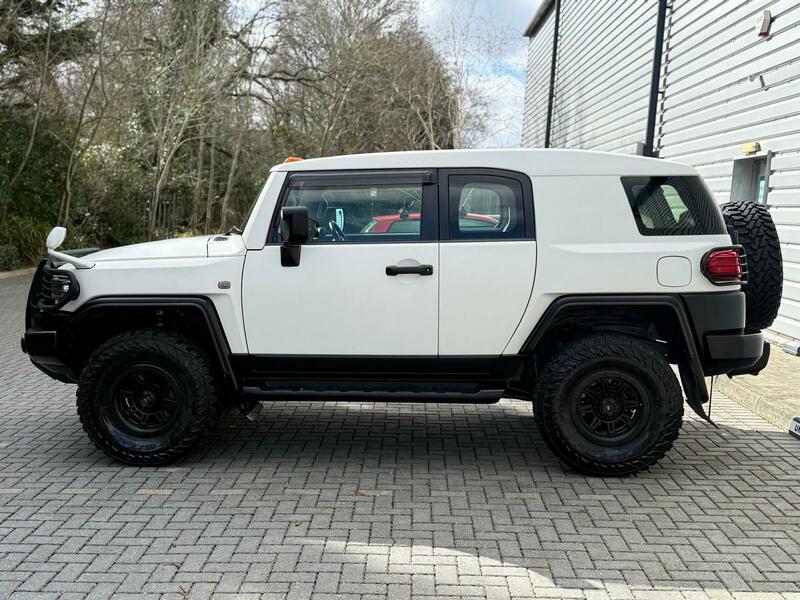 Used Toyota FJ Cruiser 2014 for sale - 77851017: Photo 11