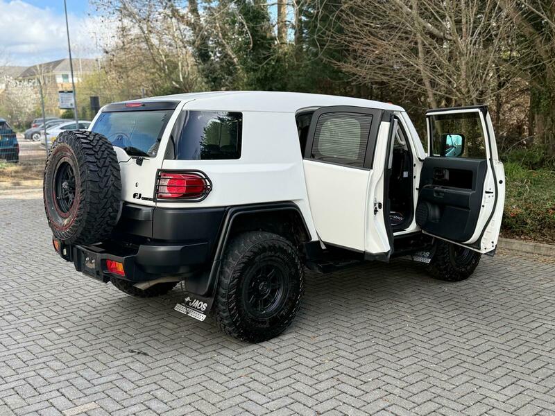 Used Toyota FJ Cruiser 2014 for sale - 77851017: Photo 16